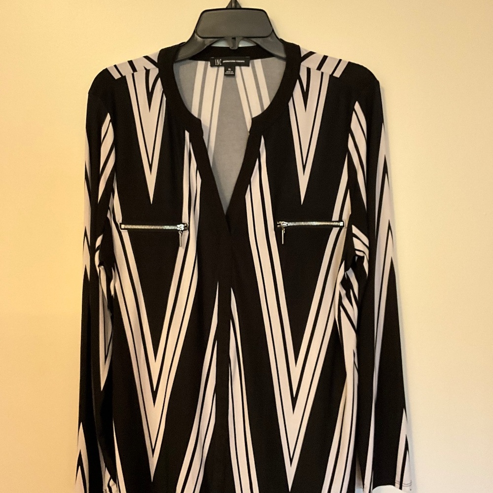 I.N.C. Black with geometric print blouse